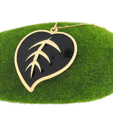 Online shopping for LAVISHY handmade enamel leaf pendant necklace. A great gift for you or your girlfriend, wife, co-worker, friend & family. Wholesale available at www.lavishy.com with many unique & fun fashion accessories.