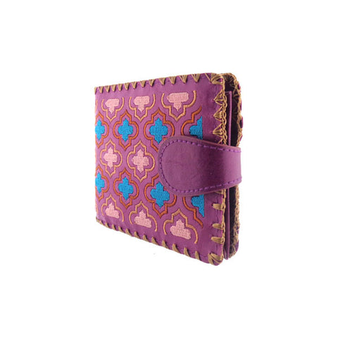LAVISHY Eco-friendly bohemian style Moroccan Ogee pattern embroidered vegan bifold medium wallet for women. This purple wallet is great for everyday use, lovely gift idea for family & friends especially for people who love Morocco & Islamic pattern. Online shopping at LAVISHY BOUTIQUE. Wholesale at www.lavishy.com