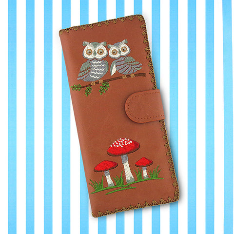 LAVISHY Eco-friendly vegan embroidered owl & lucky mushroom large flat wallet for women for online shopping. Great good luck gift ideas for family & friends especially for those who embrace vegan lifestyle or love Germany. 