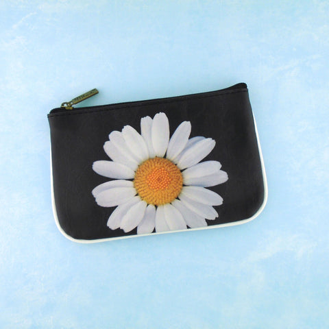 Mlavi Daisy flower print small pouch/coin purse made with Eco-friendly & cruelty free vegan materials. Gift & boutique buyer can order wholesale at www.mlavi.com for ethically made & unique fashion accessories including bags, wallets, purses, coin purses, travel accessories & gifts.