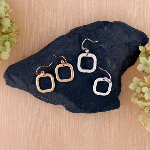 1-001: Silver/gold plated earrings