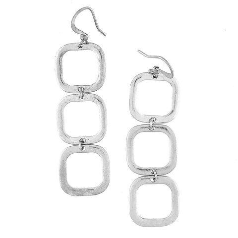 1-002: Silver/gold plated earrings