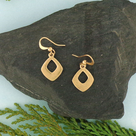 1-077: Silver/gold plated earrings