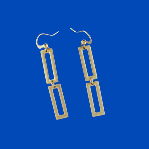 1-142: Silver/gold plated earrings