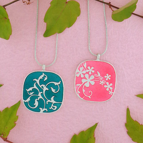 LAVISHY handmade silver plated reversible flower & vine enamel necklace. Great for everyday wear, gift for family & friend. Wholesale available at www.lavishy.com