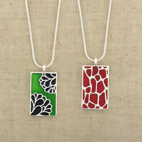 LAVISHY handmade reversible enamel abstract flower & giraffe pattern pendant necklace. Great gift idea for friends & family. Wholesale at www.lavishy.com