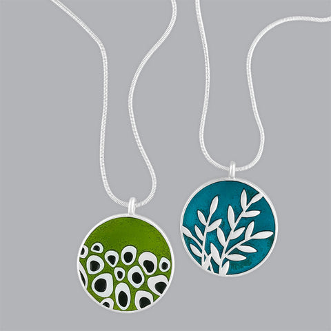 101-020: Enamel Leaf Reversible Necklace