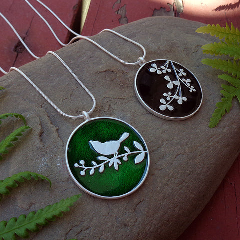 LAVISHY handmade silver plated reversible bird & leaf enamel pendant necklace for online shopping. Great gift for friend & family. Wholesale at www.lavishy.com