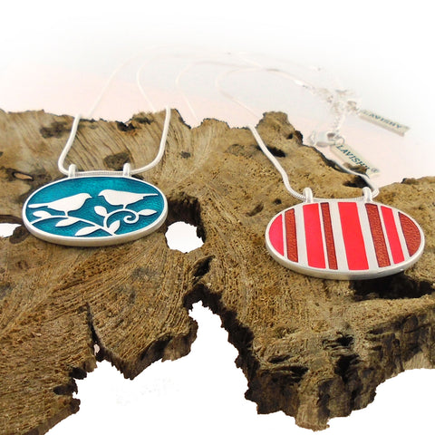 101-068: Enamel Lovebirds & Stripe Reversible Necklace