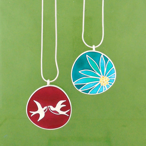 101-033: Enamel Lovebirds & Flower Reversible Necklace