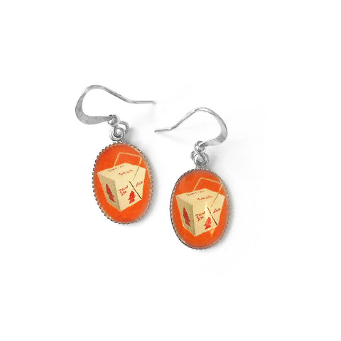 LAVISHY cute handmade dainty rhodium plated crown earrings for everyday wear, playful & quirky gift gift idea for family & friends. Wholesale at www.lavishy.com