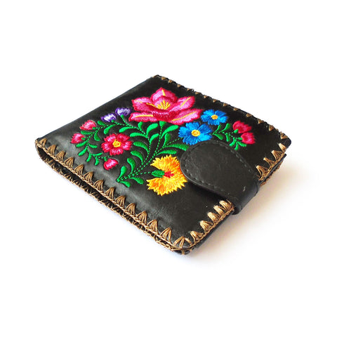 Black LAVISHY mexican style flora pattern  medium embroidery bifold wallet for women. Great for everyday use or gift for family & friend. Wholesale at www.lavishy.com