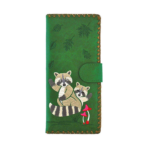 LAVISHY Eco-friendly raccoon mama & baby embroidered vegan large flat wallet for women. This green wallet is great for everyday use, lovely gift idea for family & friends especially for people who love animal, fond of raccoon or just love emboridery. Online shopping at LAVISHY BOUTIQUE. Wholesale at www.lavishy.com