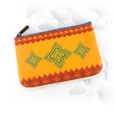 Mlavi Ukrainian embroidery pattern small pouch / coin purse