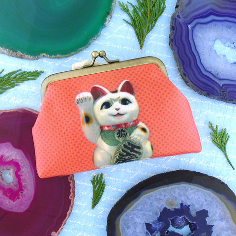 Mlavi Japanese lucky money cat retro style kiss lock frame vegan coin purse for everyday use & gift idea for family & friends. Wholesale at www.mlavi.com