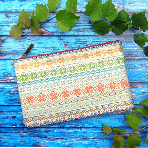 Mlavi Nordic/Scandinavian pattern print vegan flat medium makeup pouch