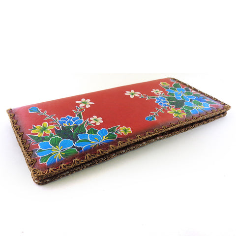 Mlavi retro style Mexican oilcloth style flower print vegan large flat wallet for everyday use & a cool gift for family & friends. Wholesale at www.mlavi.com