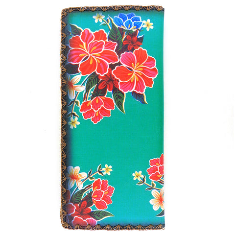 Mlavi retro style Mexican oilcloth style flower print vegan large flat wallet for everyday use & a cool gift for family & friends. Wholesale at www.mlavi.com