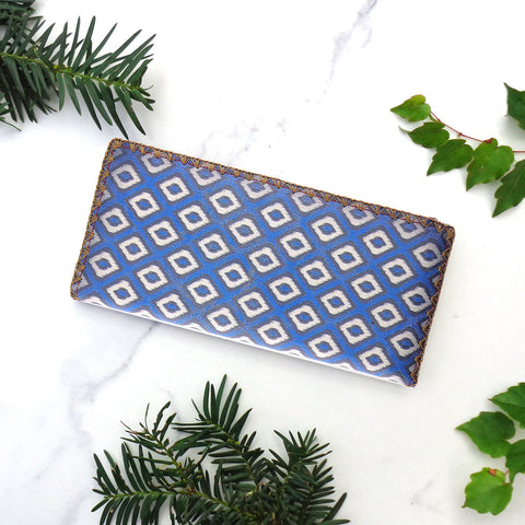 BW-IK023: Mlavi Ikat print large flat vegan wallet for online shopping