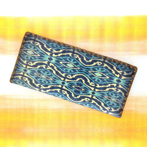 BW-IK036: Mlavi Ikat print large flat vegan wallet for online shopping