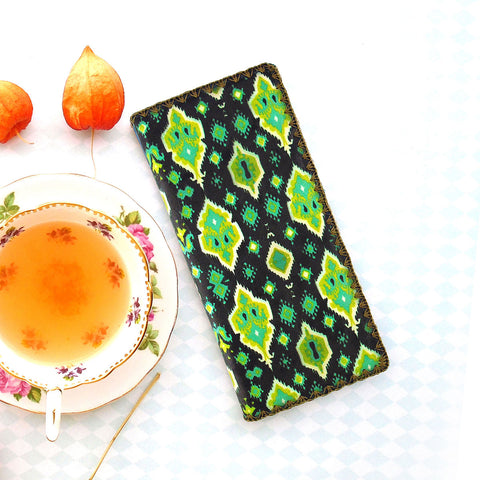 BW-IK040: Mlavi Ikat print large flat vegan wallet for online shopping