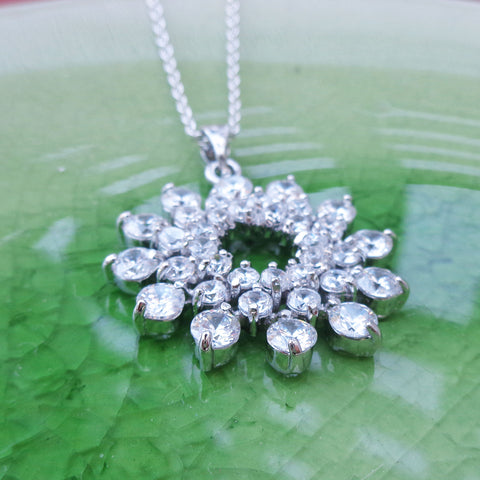 883-501: Cubic Zirconia Snowflake Necklace