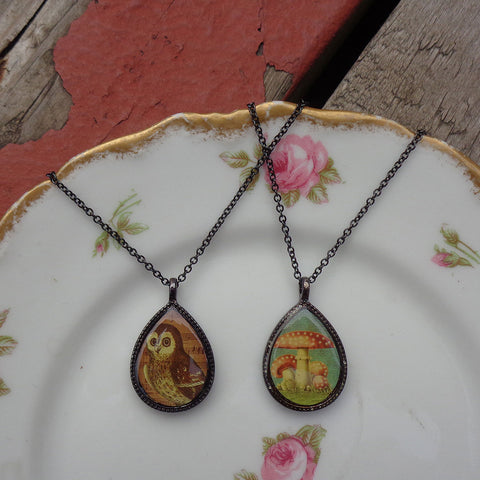 LAVISHY handmade vintage style reversible pendant necklace with owl & mushroom print. Great gift idea for friends & family. 