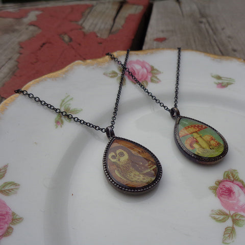 LAVISHY handmade vintage style reversible pendant necklace with owl & mushroom print. Great gift idea for friends & family. 