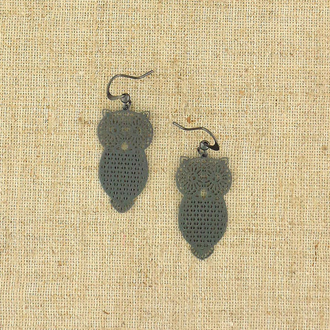 LAVISHY light weight intricate lacy filigree earrings