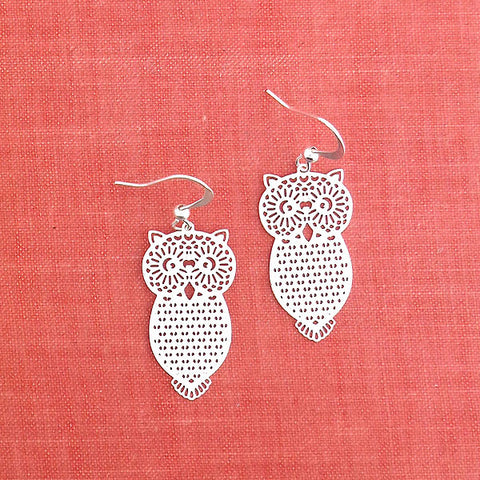 LAVISHY light weight intricate lacy filigree earrings
