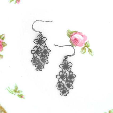 LAVISHY light weight intricate lacy filigree earrings