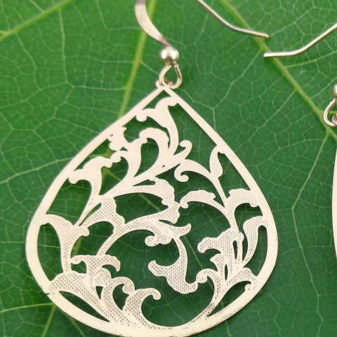 Online shopping for LAVISHY unique, beautiful & affordable light weight intricate filigree earrings. Great for everyday wear, or as gift for family & friends. Wholesale at www.lavishy.com for gift shop, clothing & fashion accessories boutique, book store since 2001.