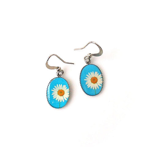 LAVISHY handmade cute & dainty daisy flower rhodium plated earrings