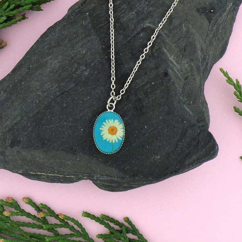 LAVISHY handmade cute & dainty daisy flower rhodium plated necklace