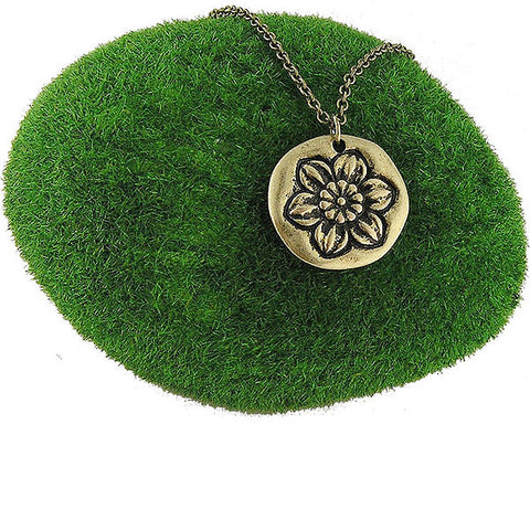 LAVISHY handmade reversible narcissus flower & believe pendant necklace. Wholesale available at www.lavishy.com