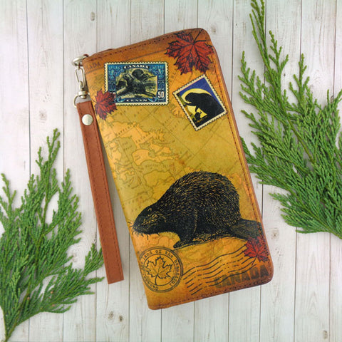 LAVISHY Canada beaver print unisex vegan large wristlet wallet