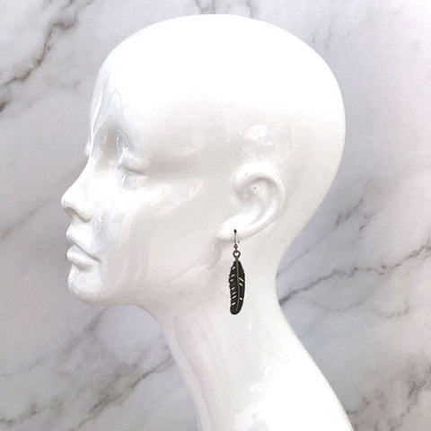 LAVISHY handmade vintage style feather earrings
