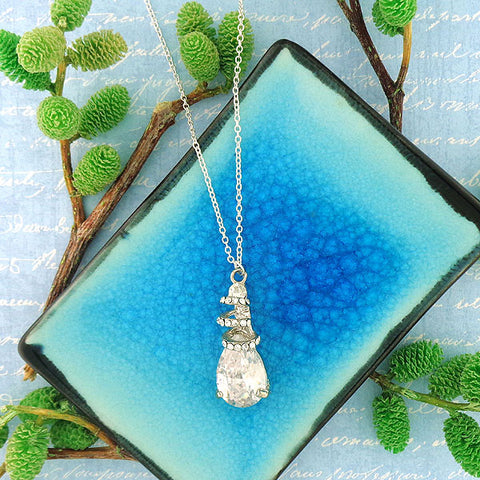 Online shopping for rhodium plated tear drop pendant necklace with Austrian crystal & cubic zirconia. A great gift for you or your girlfriend, wife, co-worker, friend & family. Wholesale available at www.lavishy.com with many unique & fun fashion accessories.