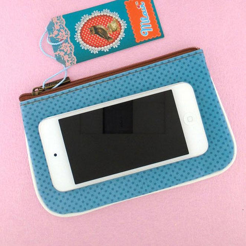 Mlavi big blue eye cat printed vegan small pouch/coin purse for online shopping. Great for travel, fun gift idea for family & friend. Wholesale at mlavi.com