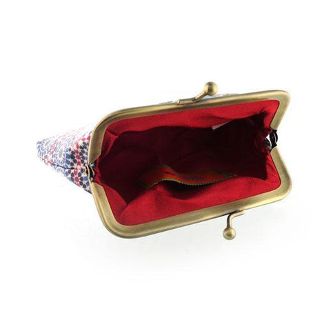 Mlavi Studio's vintage/retro style vegan kiss frame coin purse with Moroccan pattern print. Can carry credit cards, changes & lipstick. Great for everyday use & gift for friends & family. Wholesale at www.mlavi.com for gift shops, fashion accessories & clothing boutiques, museum stores worldwide.
