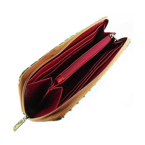 Mlavi chevron pattern print wristlet large wallet for women for everyday use, travel or as gift for family & friends. Wholesale at www.mlavi.com