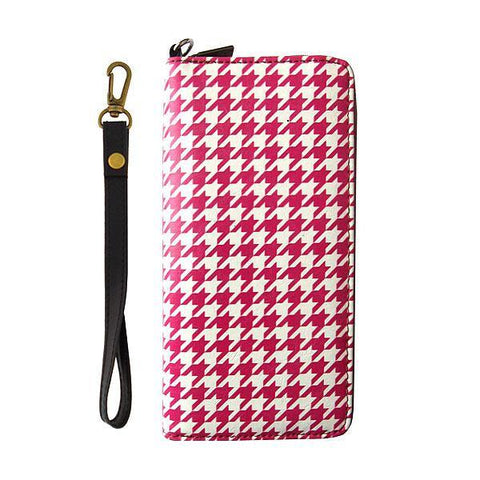 Mlavi Houndstooth pattern print wristlet large wallet for women made with Eco-friendly & cruelty free vegan materials. Great for everyday use, travel or as gift for family & friends. Wholesale at www.mlavi.com to gift shop, clothing & fashion accessories boutiques, book stores in Canada, USA & worldwide.
