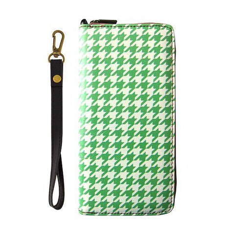 Mlavi Houndstooth pattern print wristlet large wallet for women made with Eco-friendly & cruelty free vegan materials. Great for everyday use, travel or as gift for family & friends. Wholesale at www.mlavi.com to gift shop, clothing & fashion accessories boutiques, book stores in Canada, USA & worldwide.