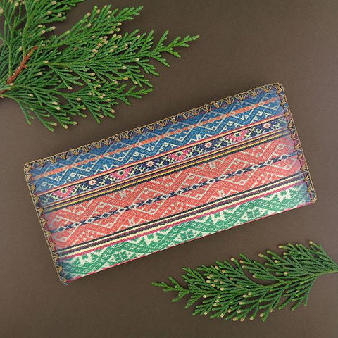 Mlavi Studio's whimsical vegan large flat wallet with Balkan textile pattern print. A great wallet for everyday use & a cool gift for family & friends. Free gift box with every purchase. Wholesale at www.mlavi.com for gift shops, clothing & fashion accessories boutiques, museum gift stores in Canada, USA & worldwide.