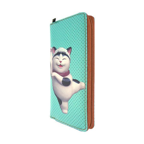 Eco-friendly, cruelty-free, ethically made vegan/faux leather large zipper wallet with cute big blue eye cat print by Mlavi Studio. It can carry smart phone & passport. Wholesale at www.mlavi.com for gift shops, fashion accessories & clothing boutiques in Canada, USA & worldwide.