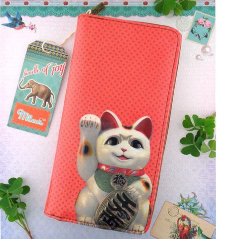 Eco-friendly, cruelty-free, ethically made vegan/faux leather large zipper wallet with cute big blue eye cat print by Mlavi Studio. It can carry smart phone & passport. Wholesale at www.mlavi.com for gift shops, fashion accessories & clothing boutiques in Canada, USA & worldwide.