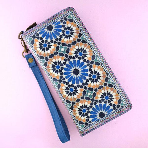 Mlavi Moroccan pattern print vegan large wristlet wallet made with Eco-friendly vegan materials. Great for everyday use, travel & as a gift for family & friends. Wholesale at www.mlavi.com gift shops, fashion accessories & clothing boutiques, book stores in Canada, USA & worldwide.