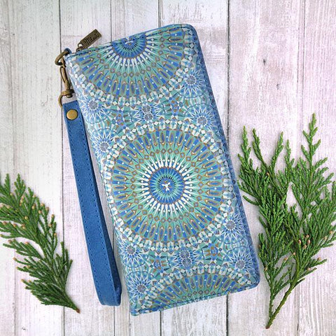 Mlavi Moroccan pattern print vegan large wristlet wallet made with Eco-friendly vegan materials. Great for everyday use, travel & as a gift for family & friends. Wholesale at www.mlavi.com gift shops, fashion accessories & clothing boutiques, book stores in Canada, USA & worldwide.