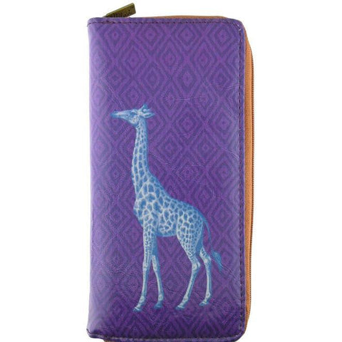 Mlavi Eco-friendly, cruelty-free vegan/faux leather giraffe print large zipper closure wallet. Wholesale available at https://www.mlavi.com/animal-collection.html to gift shops, fashion accessories and clothing boutiques in Canada, USA and around the world.