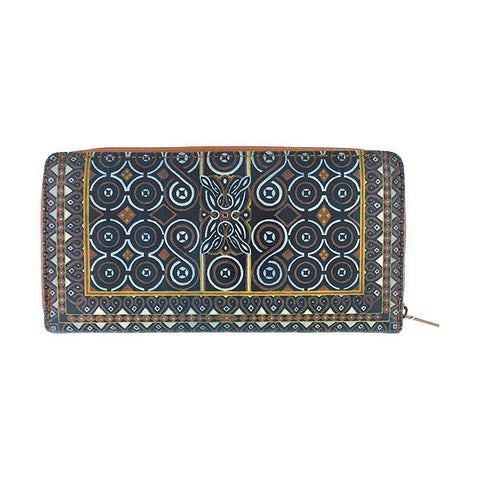 Eco-friendly, cruelty-free, ethically made giraffe print vegan leather large zipper closure wallet by Mlavi Studio. Great for everyday use or as gift for animal loving family & friends. Wholesale at www.mlavi.com to gift shop, clothing & fashion accessories boutiques, book stores.